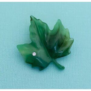 Vintage Green Maple Leaf Rhinestone Brooch by Avon - E32